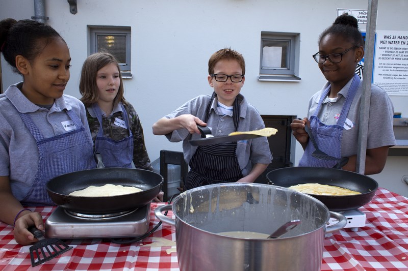 Pannenkoekenfeest Balijhoeve 10 04 2015 Rob Verbunt MG 4887