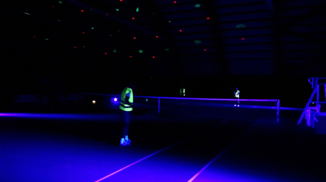 glow tennis2