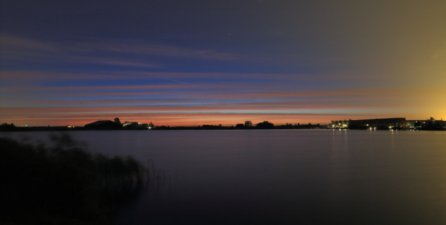 nov18 p.Nicolaas eerste licht noordhovense plas