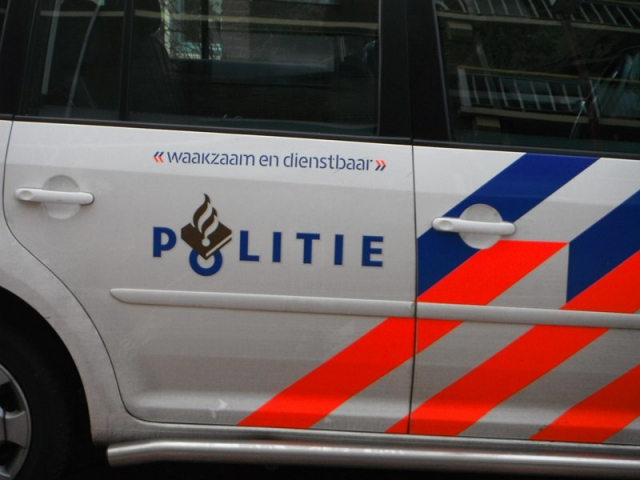 politielogo op auto 1