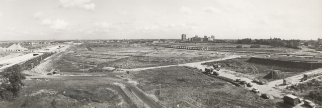 1 1981 braakliggend terrein start bouw