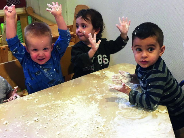 Persfoto Kern Kinderopvang zelf sneeuw maken 02