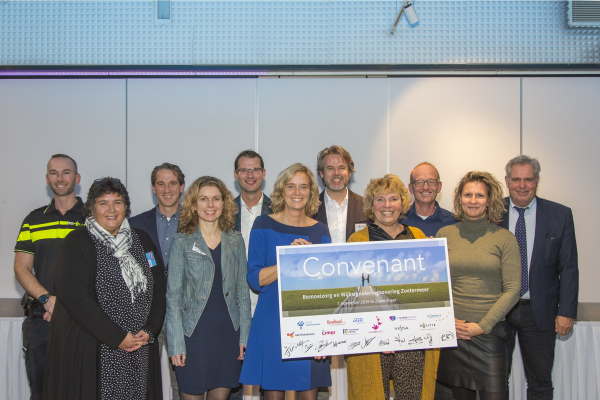 20191107 Ondertekening convenant Bemoeizorg en Wijksignalering