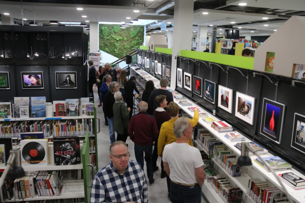 foto impressie opening forum bibliotheek