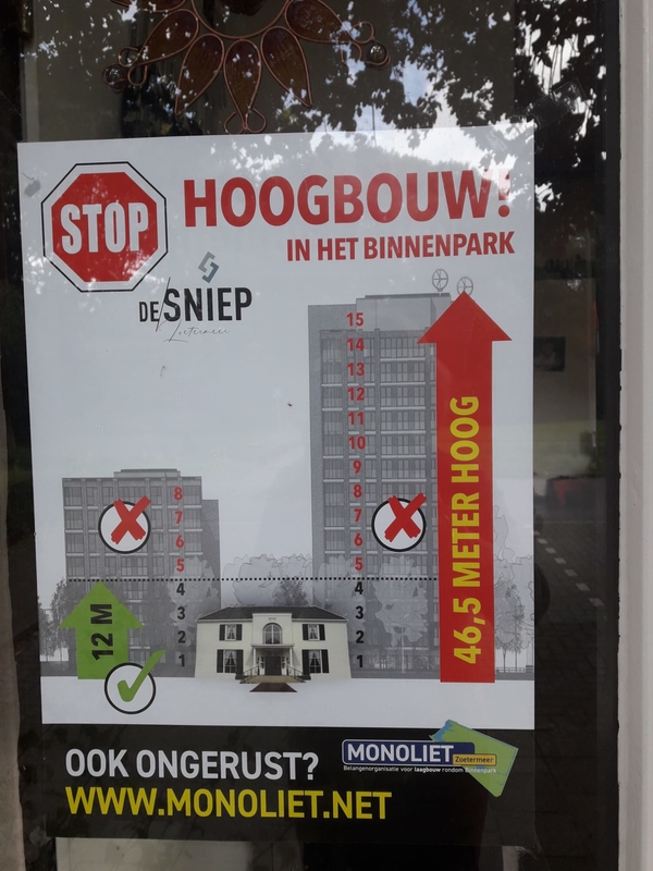 hoogbouw in binnenpark monoliet