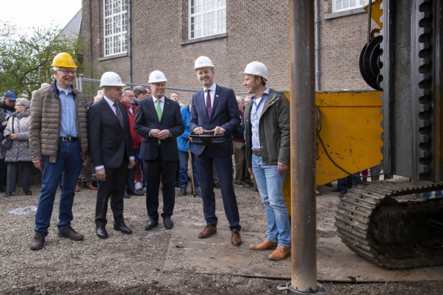 1e paal uitbreiding oude kerk