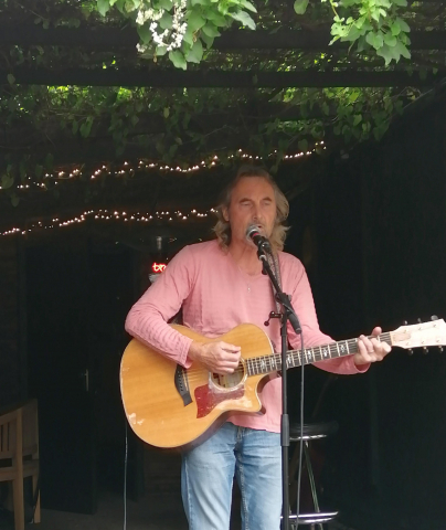 2019 08 18 Live op het Terras 02