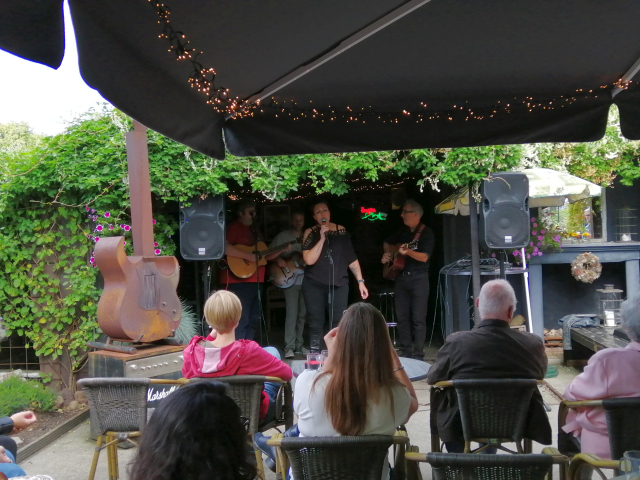 2019 08 18 Live op het Terras 09