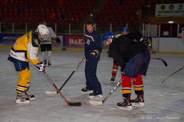 ijshockeyles ingebort ter laak bij panters in silverdome 006