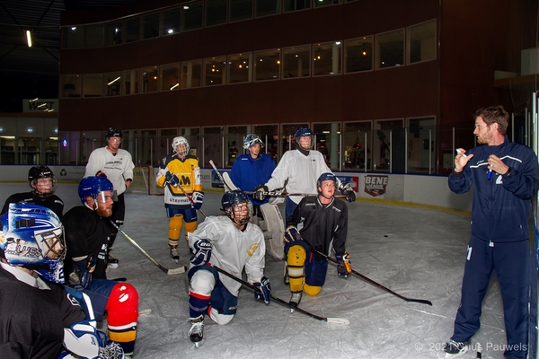 ijshockeyles ingebort ter laak bij panters in silverdome 009