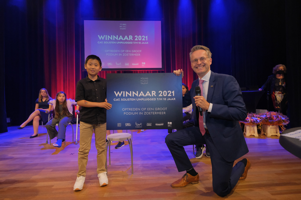 Young Music Talent winnaar Xiaohan Zhou