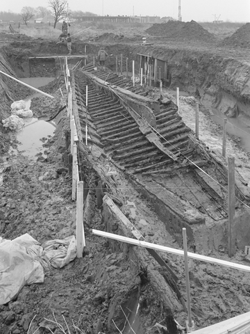 Romeins schip opgegraven bij Zwammerdam*28 november 1972