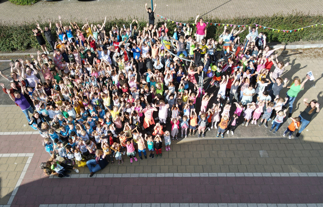 Foto kinderen ikc de edelsteen