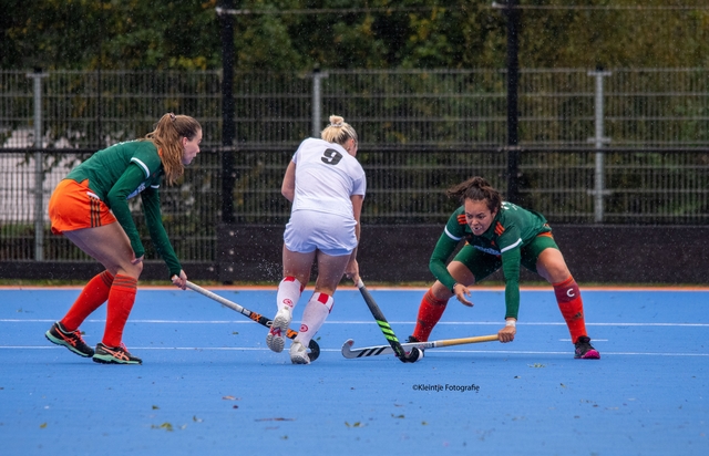 dames 1 hockey drie