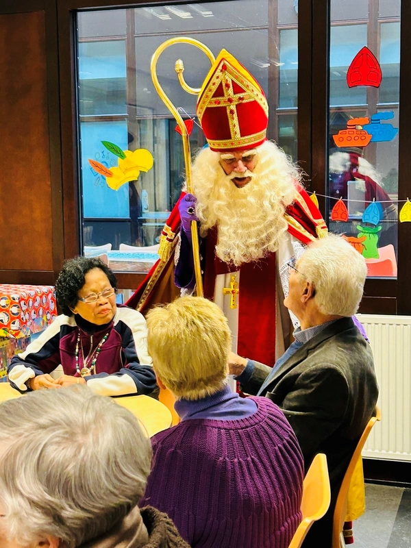 Sinterklaas bezoekt het Vonkje foto Stichting Piëzo