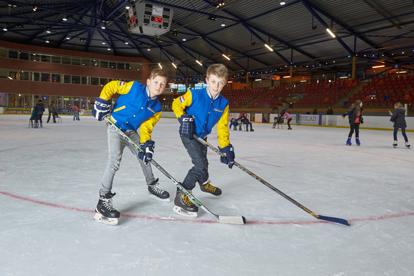 kinderen fotograferen voor Silverdome stockmateriaal