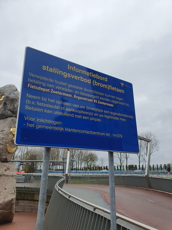 fout geparkeerde fietsen in Stadshart Zoetermeer