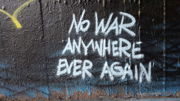 graffiti no war anywhere ever again