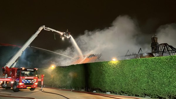 brand rieten dak