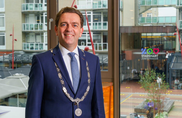 Burgemeester Bezuijen1