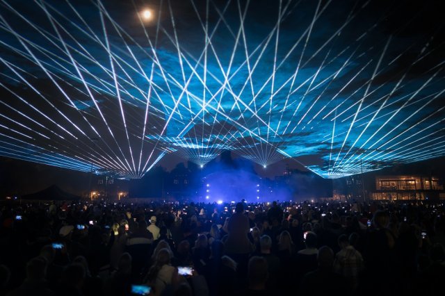 oud en nieuw lasershow foto roy poots