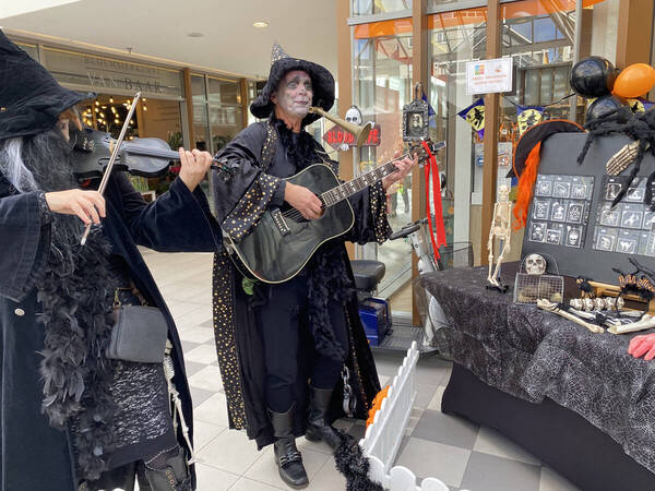 Halloween Rokkeveen