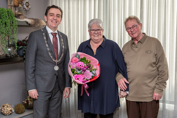 60 jarig bruidspaar Van der Werf 008