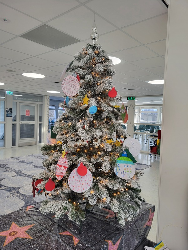 Kerstboom met wensen voor anderen copy