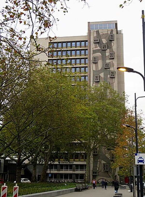 StationspostgebouwRotterdam 01