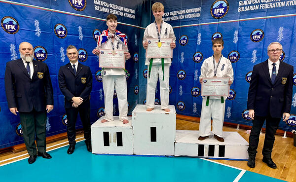 Seth pakt Oost-Europese Kyokushin karate titel