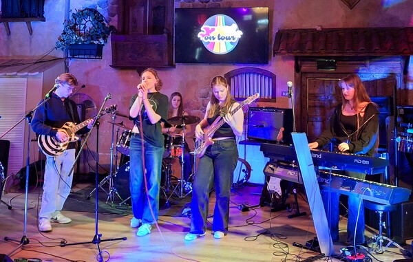 Band Heartwired