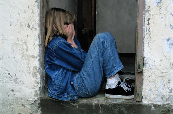 eenzaam kind 5 pexels