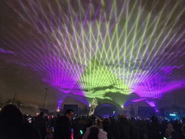 lasershow1