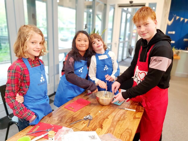 Gezonde kooklessen voor kinderen door Piëzo en KinderResto 