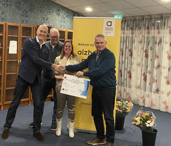 Overhandigen cheque copy