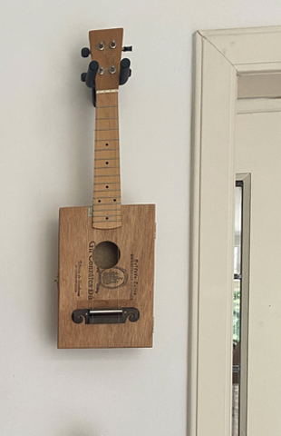Ukelel zus Brigitte
