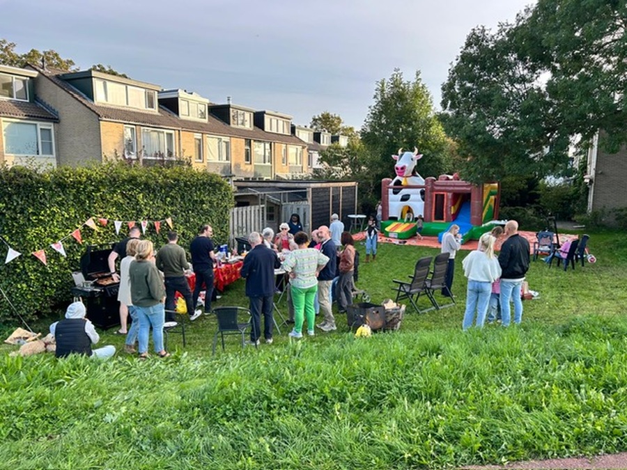 Geslaagde Burendag met veel gezelligheid