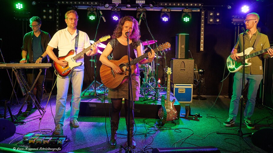 02 Eerste opname avond Bands079