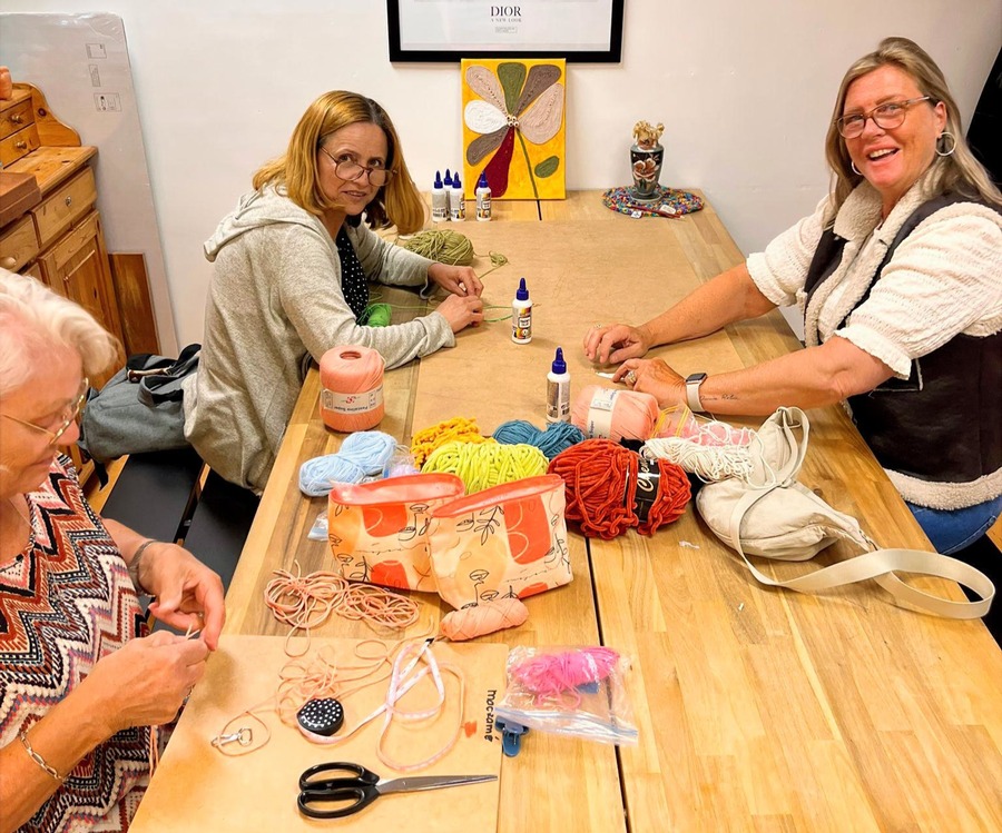 Kom handwerken bij de Ambachtenwerkplaats foto Stichting Piëzo 1
