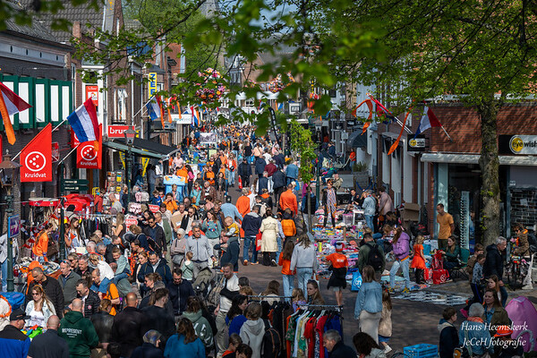 Koningsdag 2025 Dorpsstraat Hans Heemskerk copy