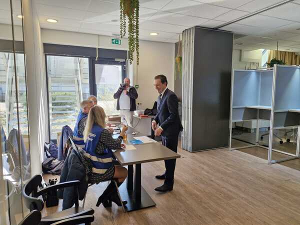 stemmen bezuijen2 mrt 26 ZA