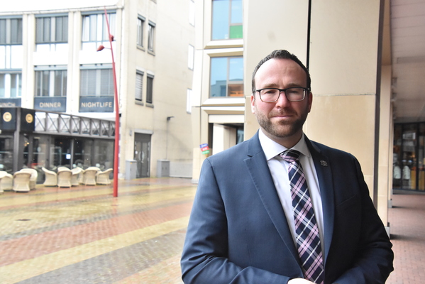 Afvalbeleid gaat door: links- of rechtsom