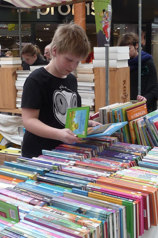 Boekenmarkt 1