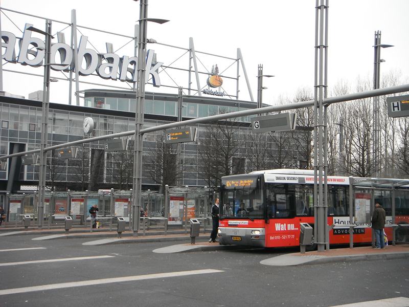sh-busstation3